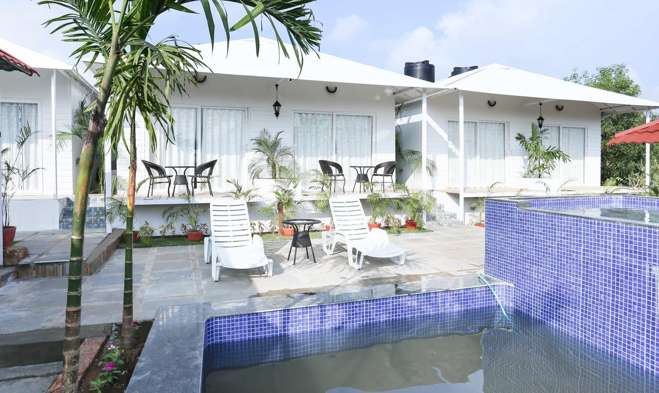 Hotel Treebo Pebble Shore 3*
